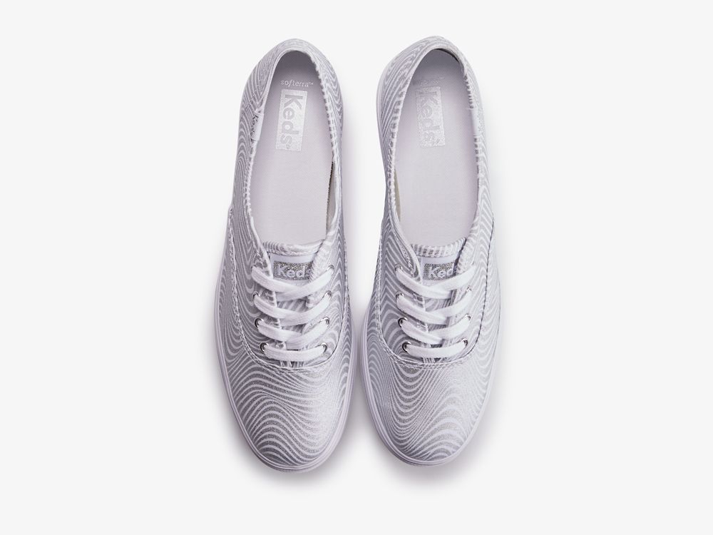 Flatforms Sneakers Keds Triple CVO Metallic γυναικεια ασπρα ασημι | GR-62347