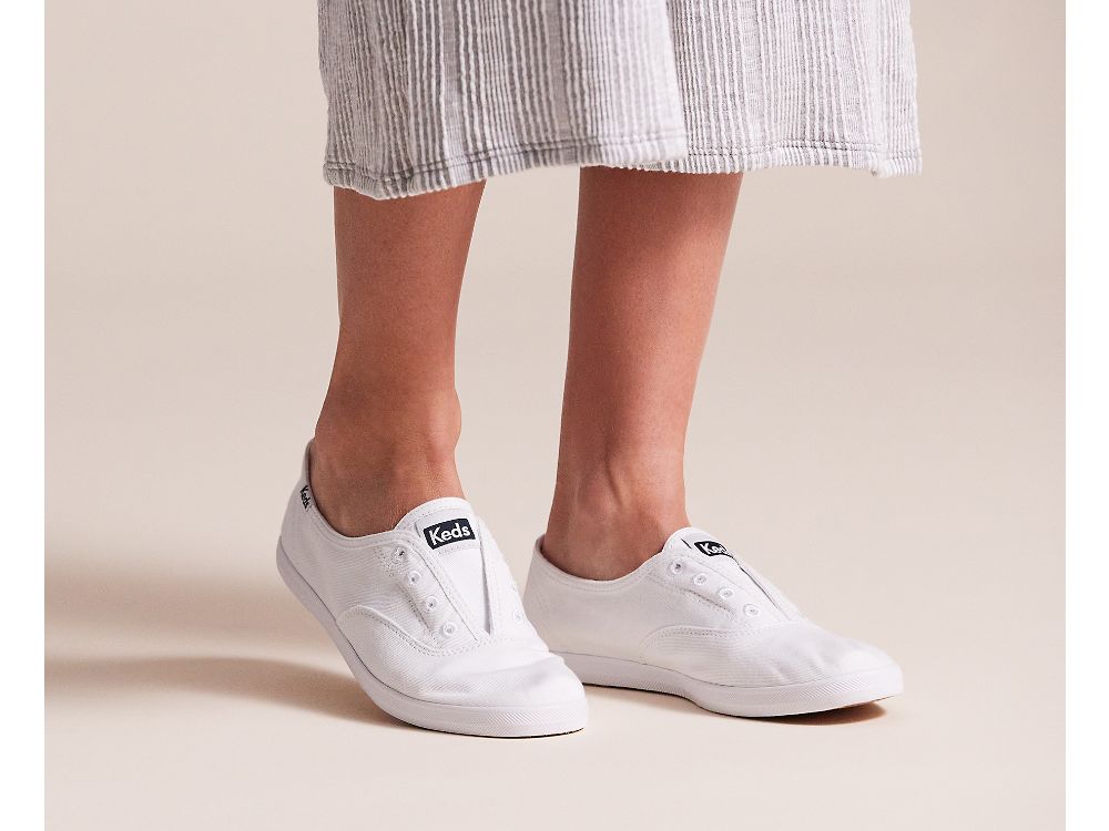 SlipOnSneakers Keds Chillax Basics Feat. Organic βαμβακερα γυναικεια ασπρα | GR-25200